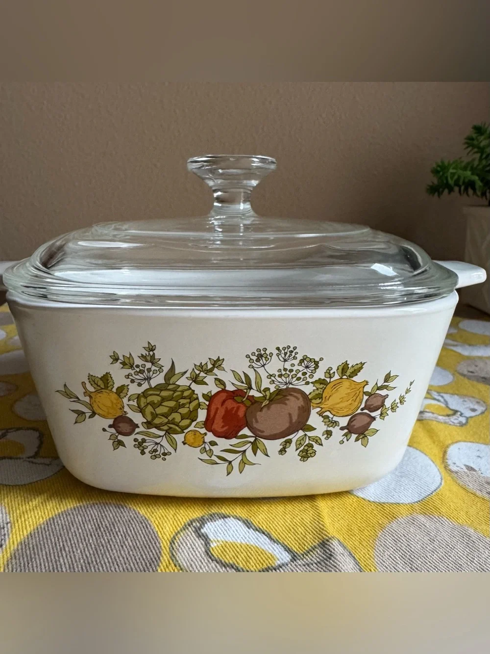 Vintage Corningware Spice of Life small square dish with lid (2 3/4 cups)